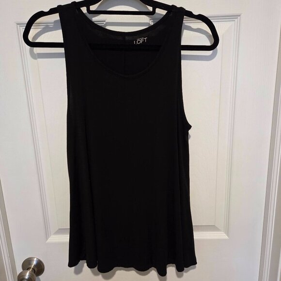 LOFT Tops - Loft Womens size small super soft black flowy tank